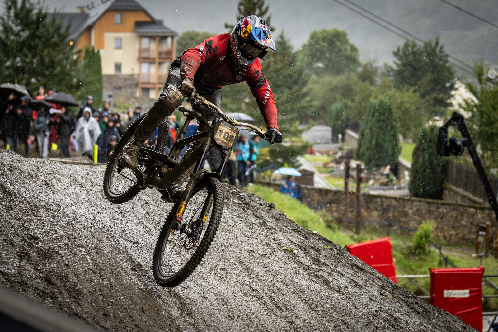 Aaron Gwin-5
